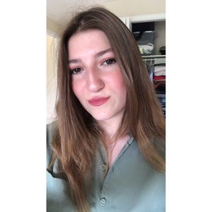 Meet your Posher, Ceyda